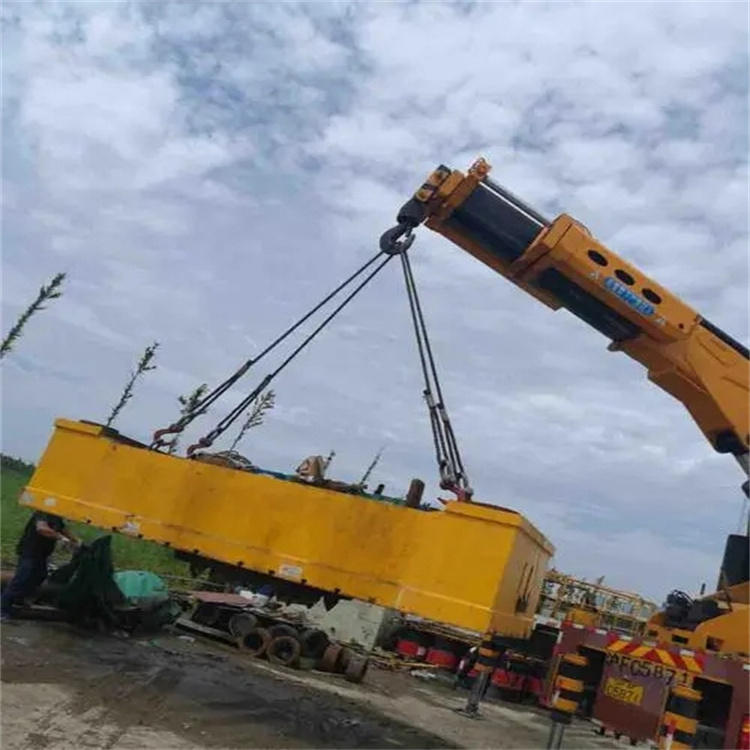 资阳吊车吊集装箱需要多少钱